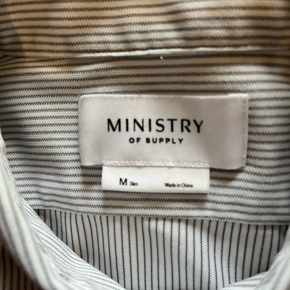 Ministry of Supply. Gemini. Long sleeve. Medium. Gray pinstripe